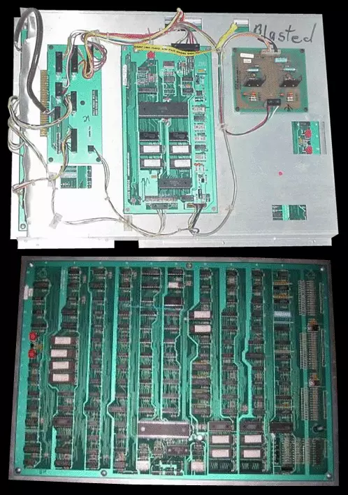 Image n° 4 - pcb : Blasted