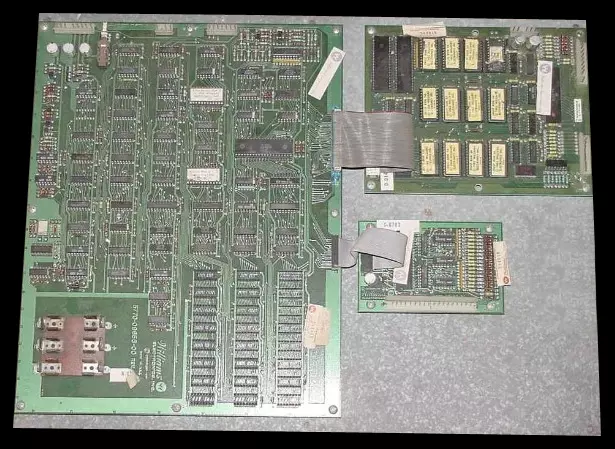 Image n° 4 - pcb : Joust (White-Green label)