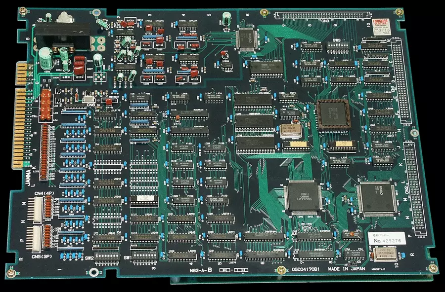 Image n° 2 - pcb : Lethal Thunder (World)