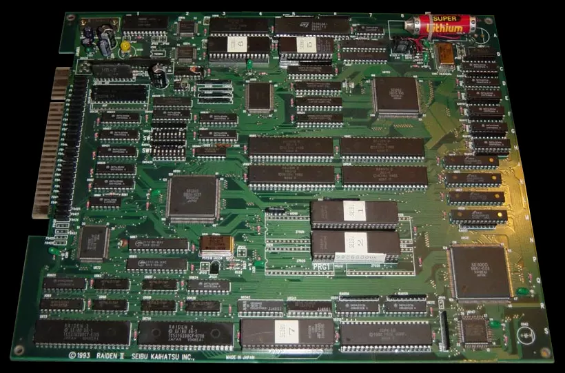 Image n° 3 - pcb : Raiden II (Japan)